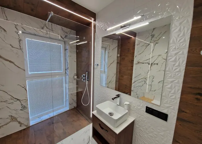 Brossa Apartments, 24h Self Check In, Klima, Aircond Вроцлав