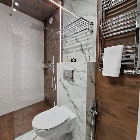 Brossa Apartments, 24h Self Check In, Klima, Aircond Appartement