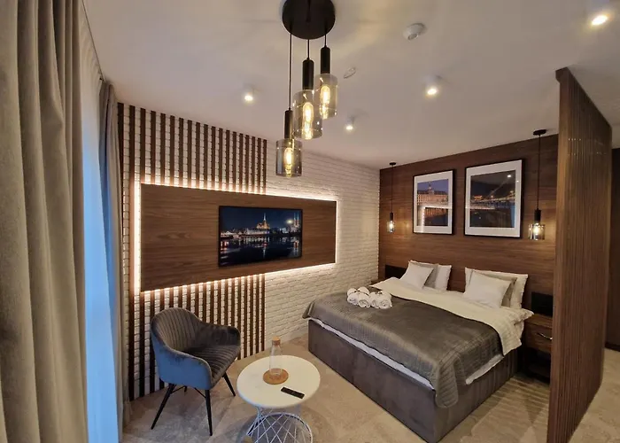 Brossa Apartments, 24h Self Check In, Klima, Aircond 아파트